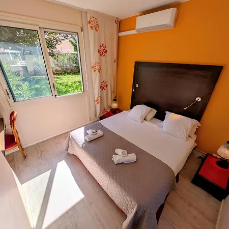 Hotel Moodz Vienne 3*
