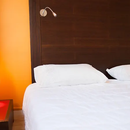 Moodz Vienne Hotel Pont-Eveque