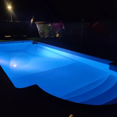 Moodz Vienne Hotel Pont-Eveque