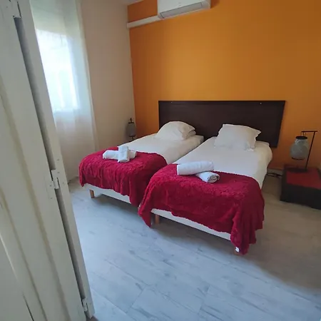 Moodz Vienne Hotel Pont-Eveque