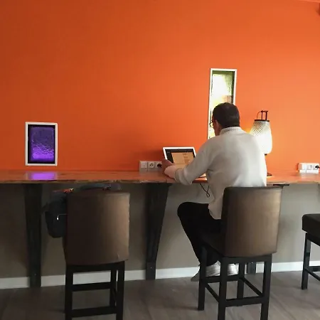 Moodz Vienne Hotel