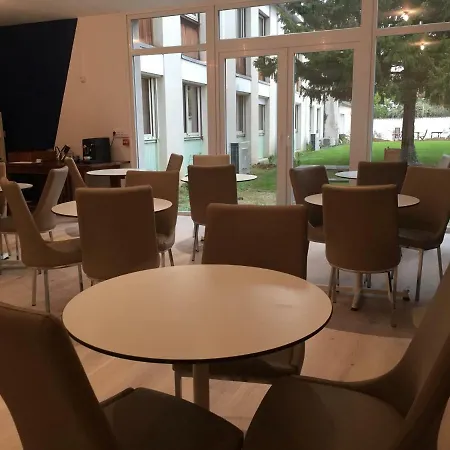 Hotel Moodz Vienne 3*